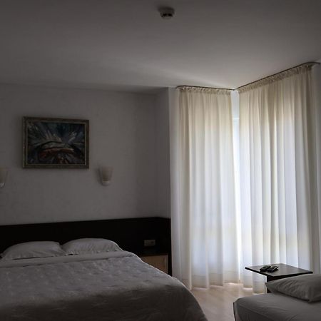 Family Hotel Avramov Vidin Exterior photo
